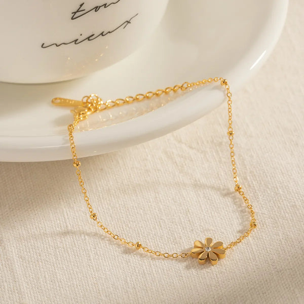 Flower Charm Armband